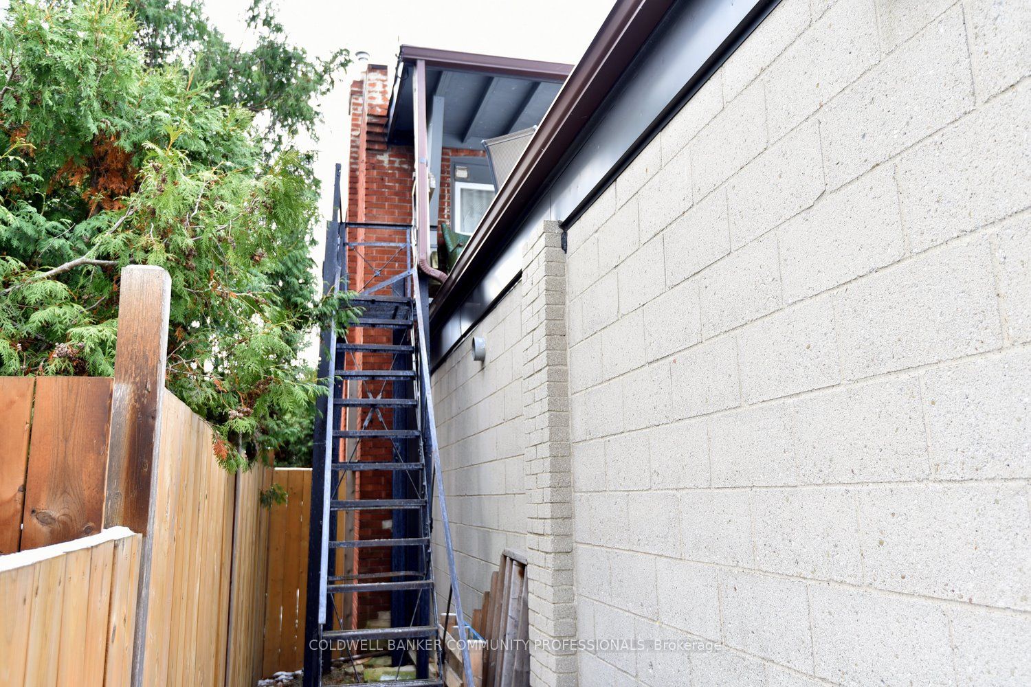 1523 Main Street Property Photo 39