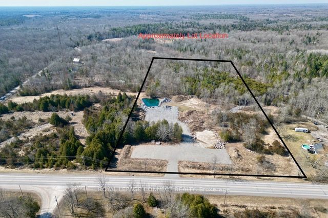 3852 41 Hwy Property Photo 2