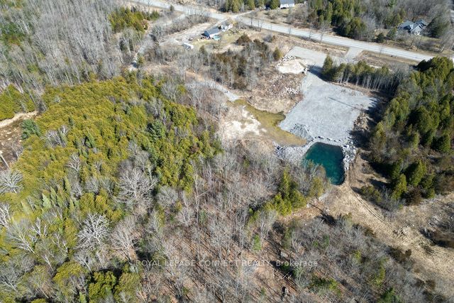 3852 41 Hwy Property Photo 6