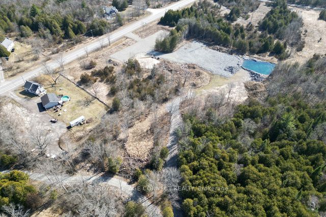 3852 41 Hwy Property Photo 9