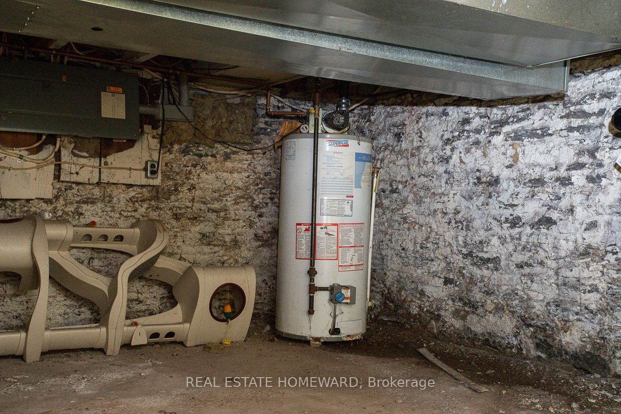 15 - 17 James Street Property Photo 15