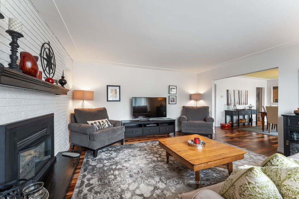 887 Notre Dame Street Property Photo 13