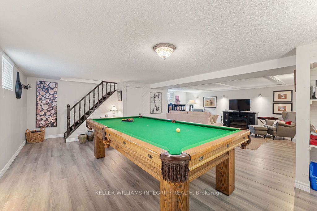 887 Notre Dame Street Property Photo 29