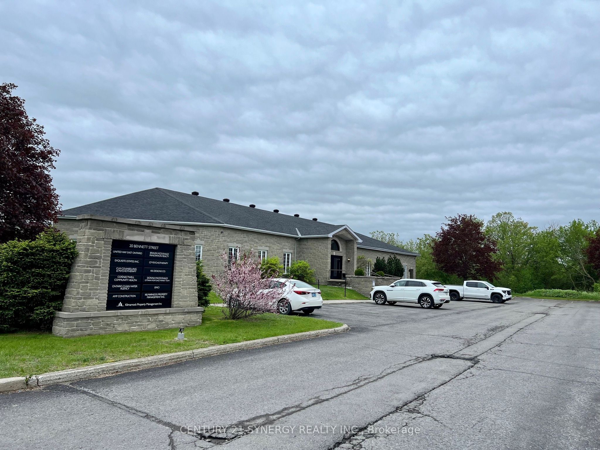 #unit D - 20 Bennett Street Property Photo 3