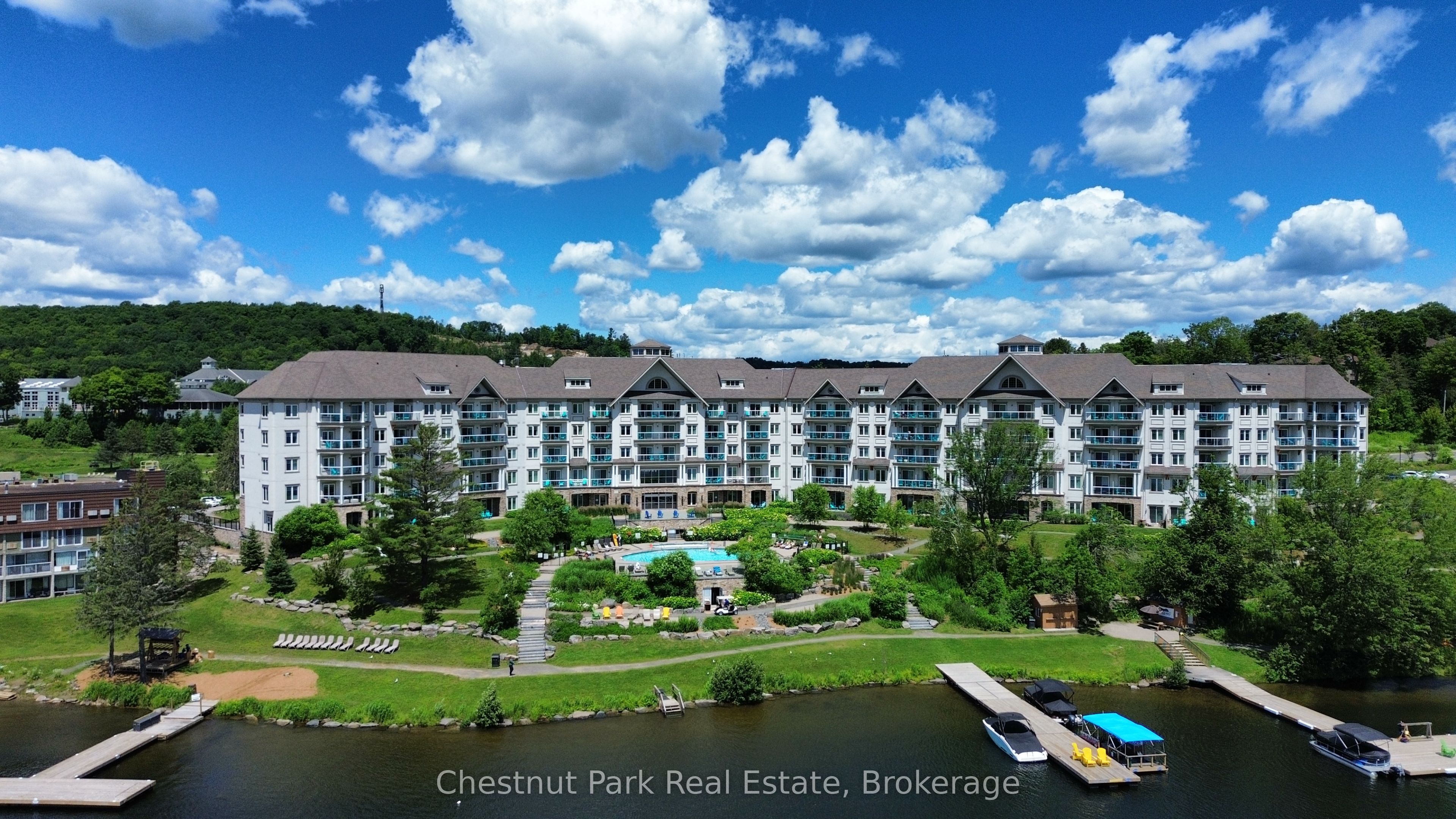 #316 - 25 PEN LAKE POINT Road Property Photo 1