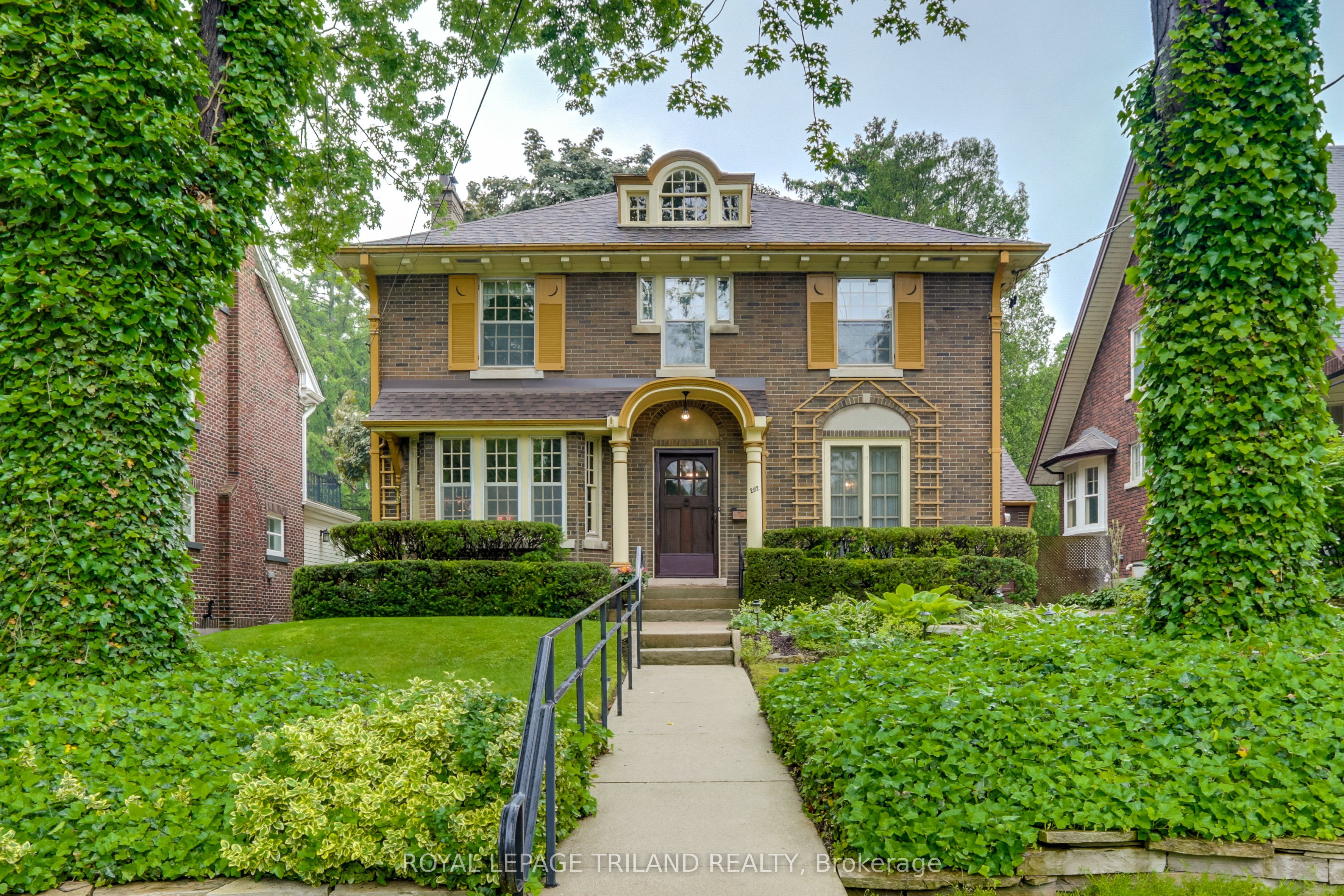 262 Regent Street Property Photo 1