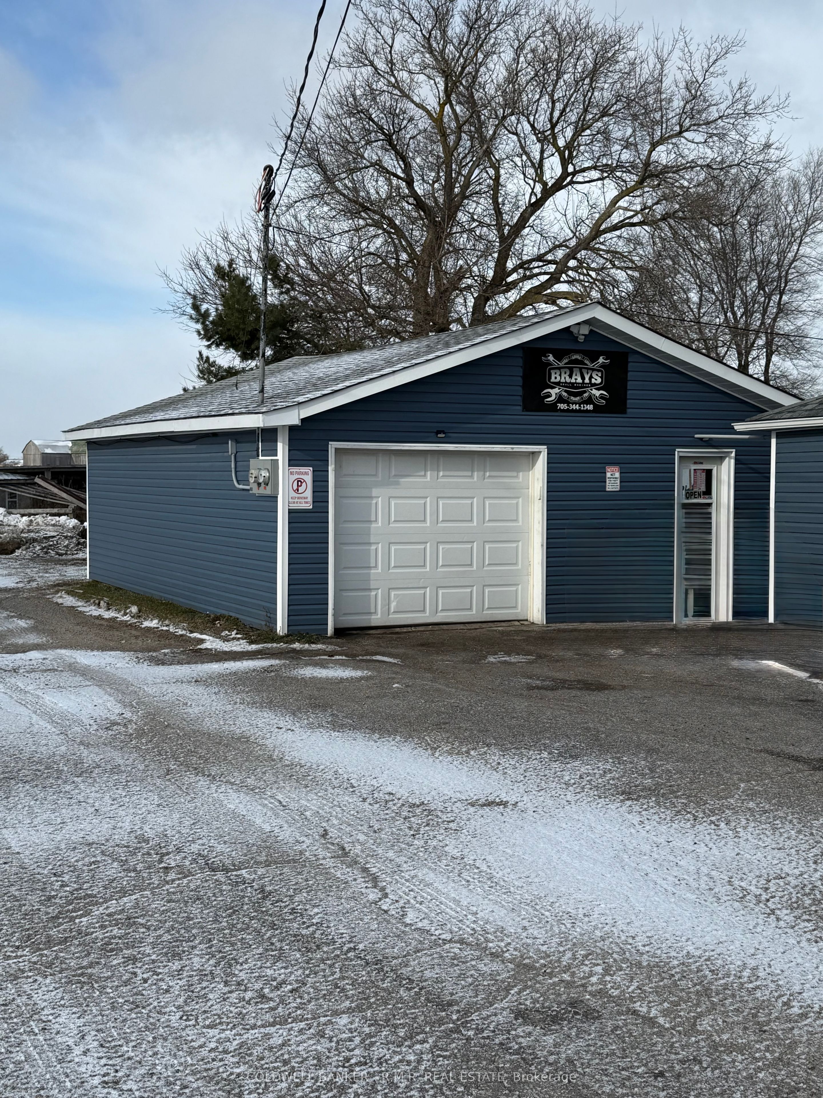 #c - 3921 Hwy 35 Property Photo 2