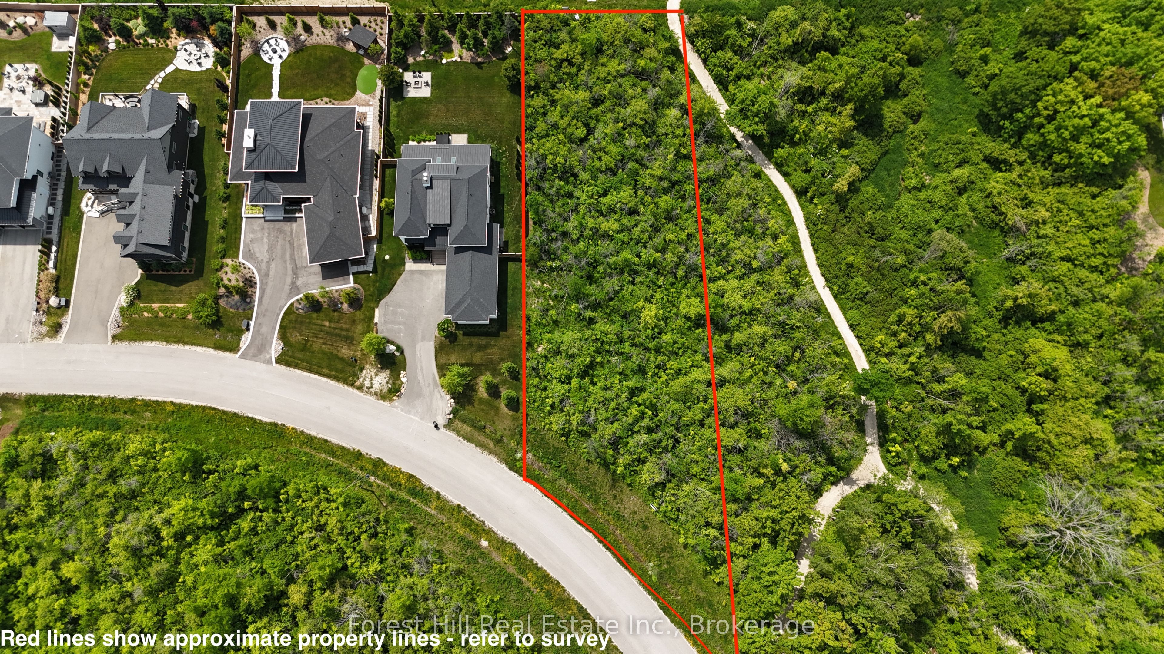 124 Interlaken Court Property Photo 1