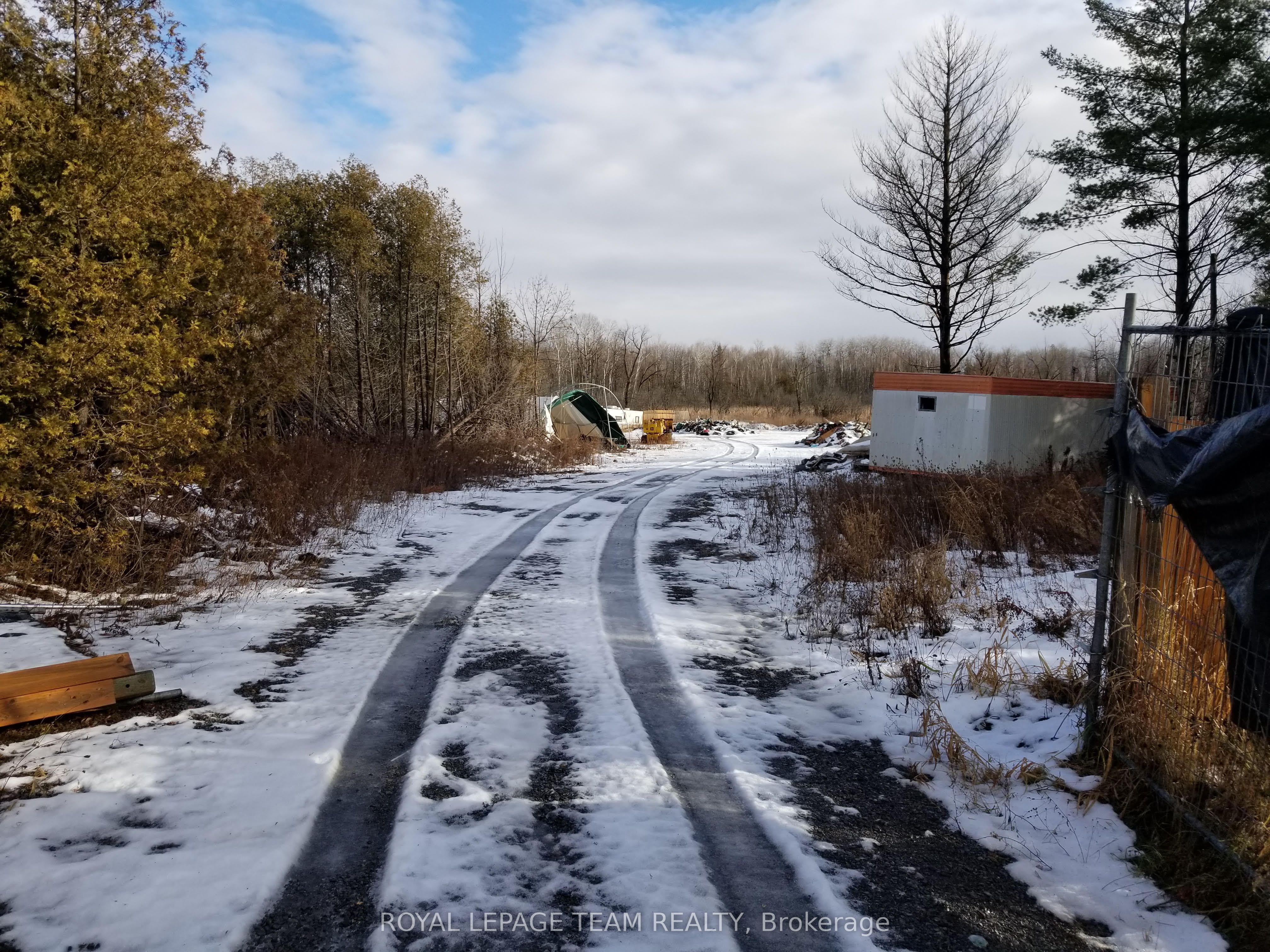 2390 John Quinn Road Property Photo