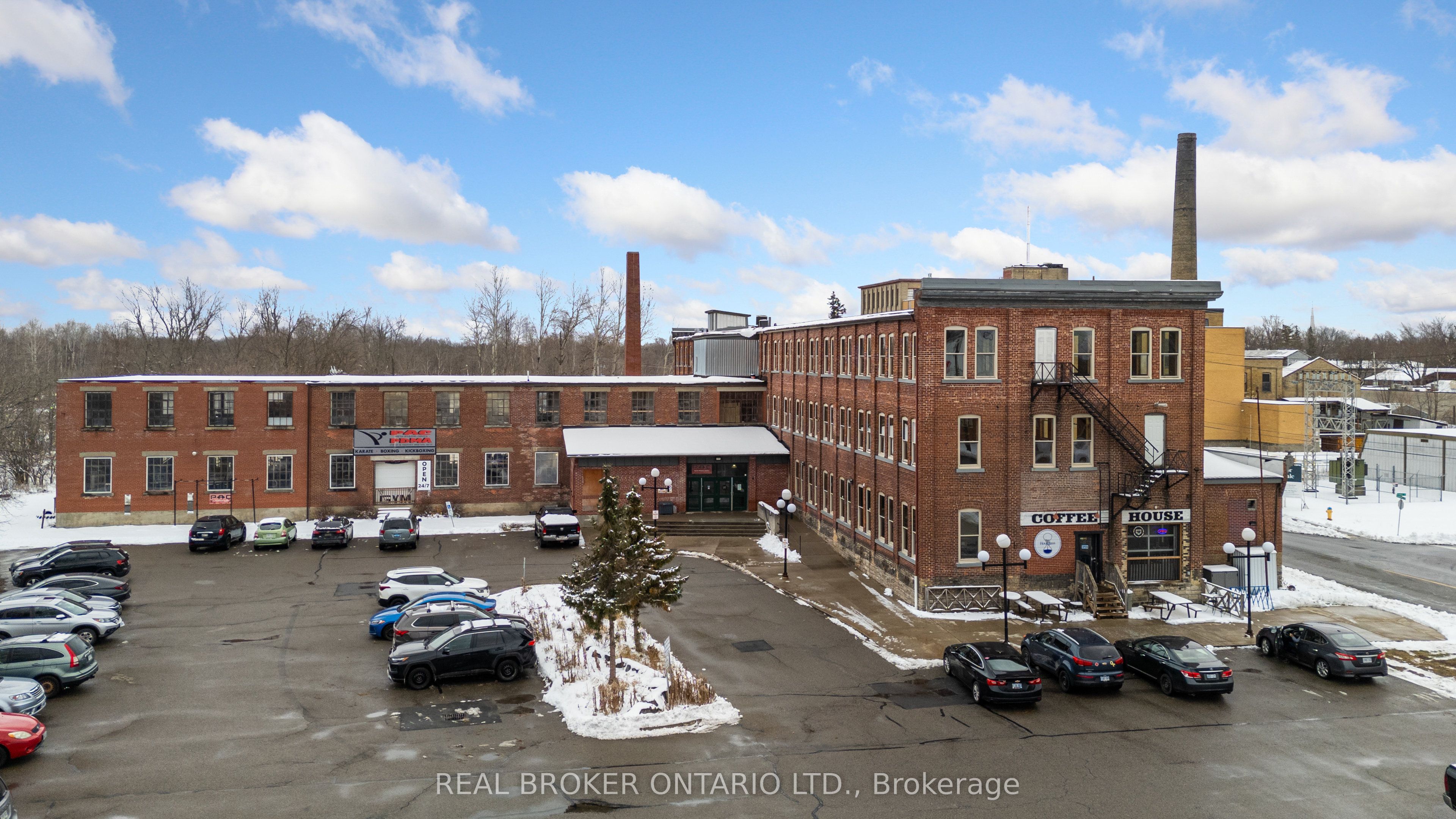 #250 - 1 Sherbrooke Street Property Photo 1