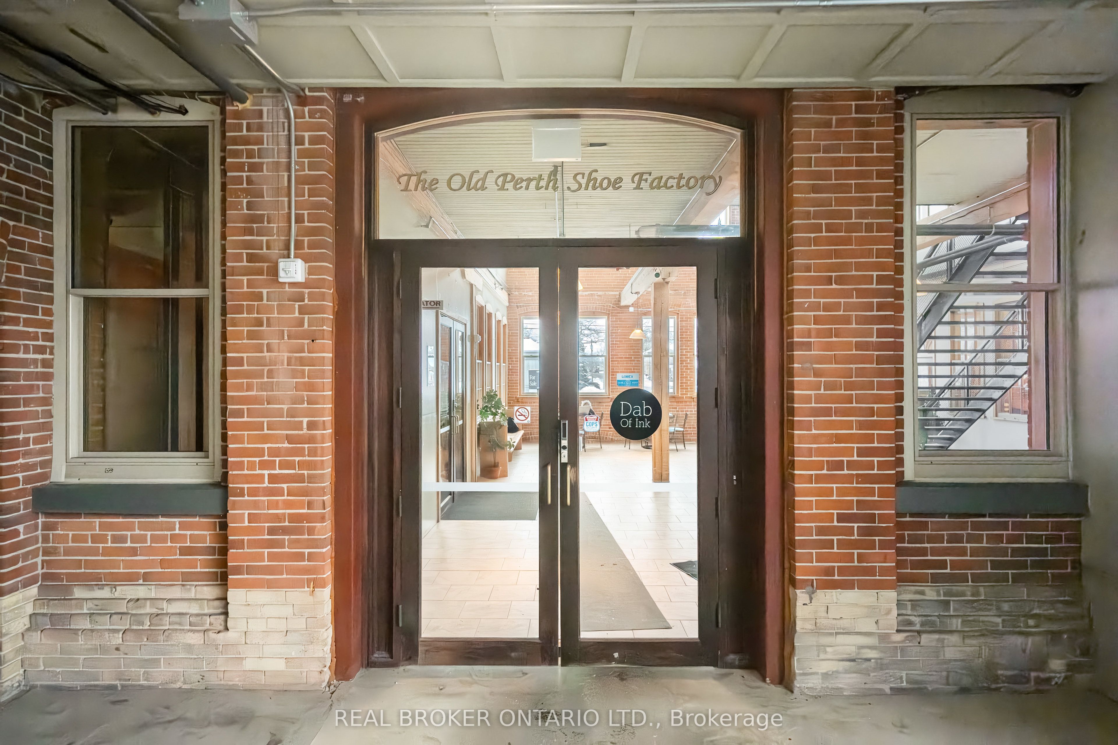 #250 - 1 Sherbrooke Street Property Photo 6