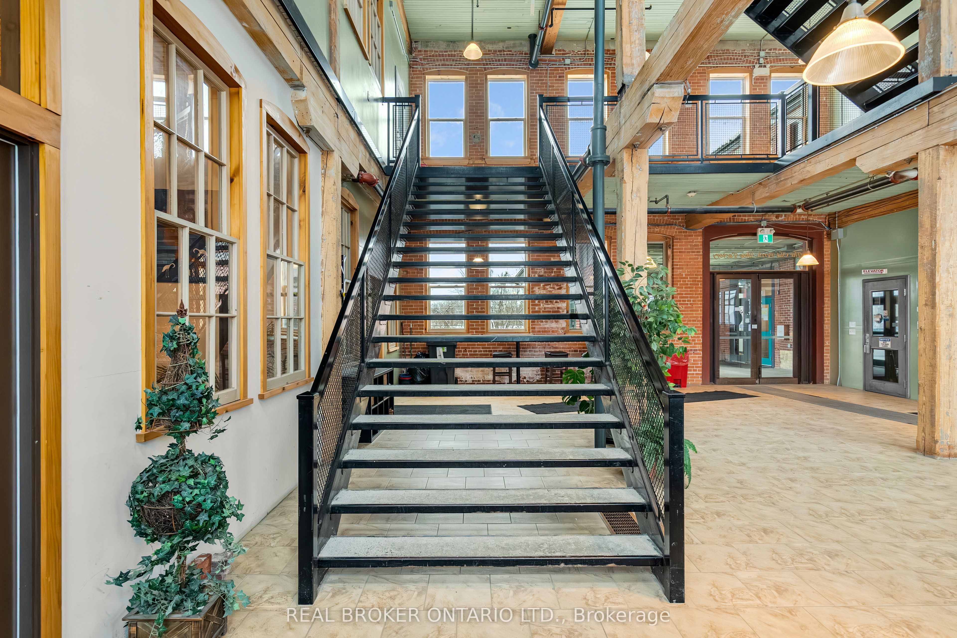#250 - 1 Sherbrooke Street Property Photo 14