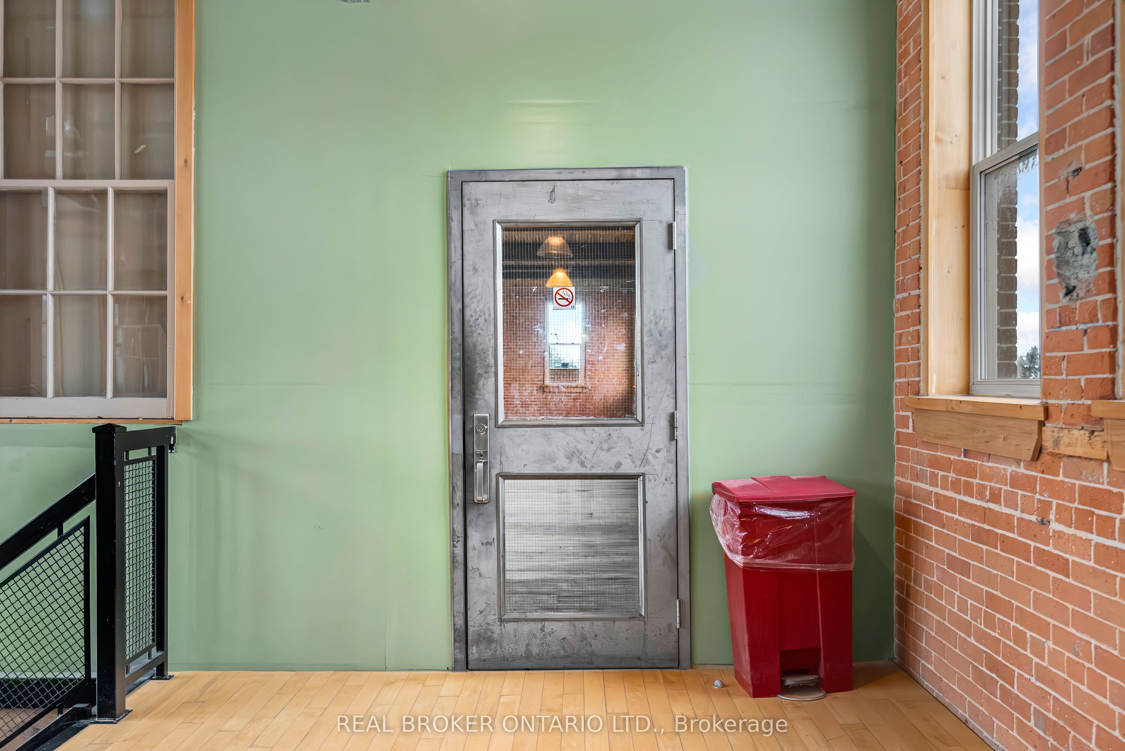 #250 - 1 Sherbrooke Street Property Photo 16