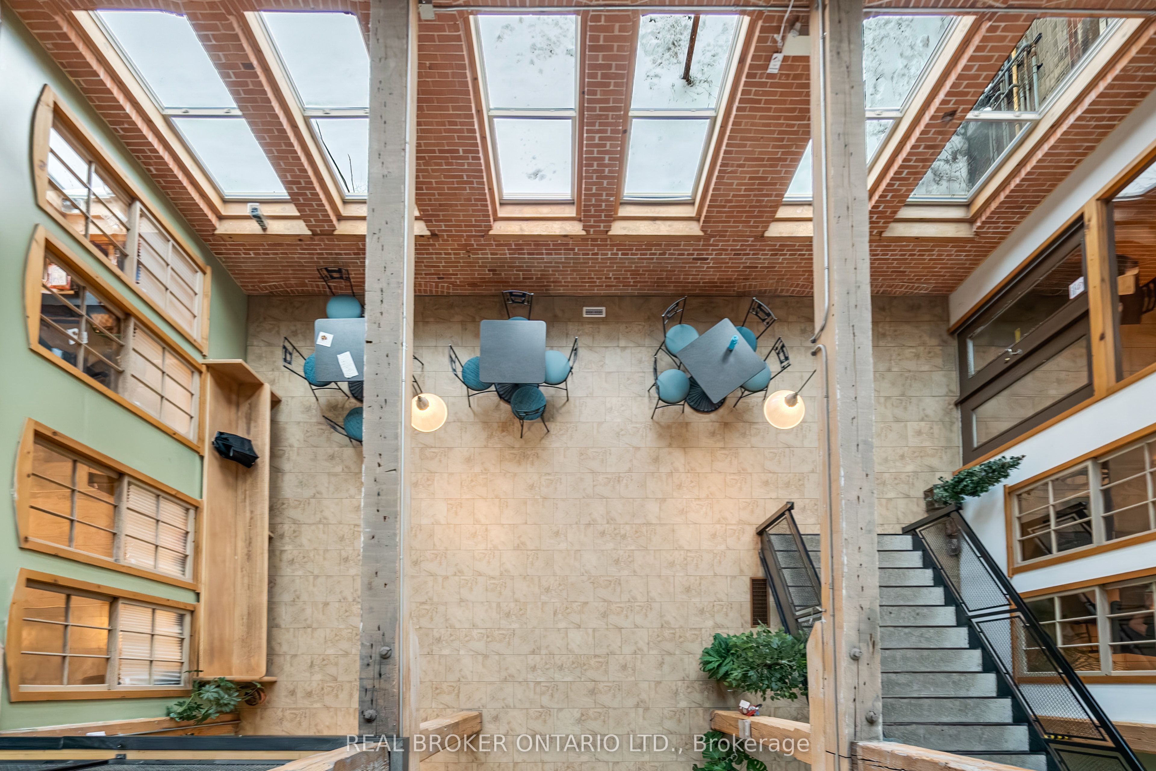 #250 - 1 Sherbrooke Street Property Photo 22