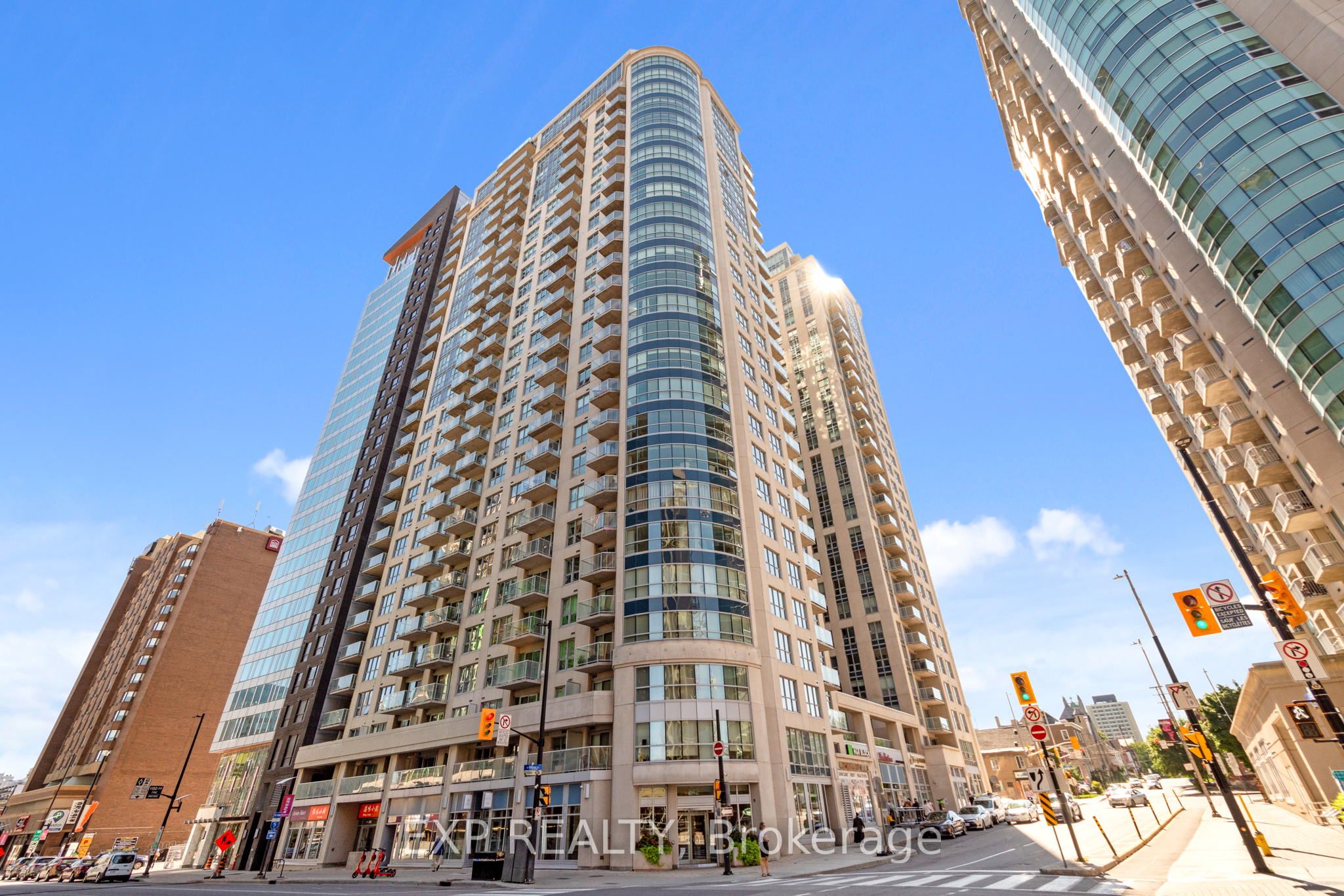 #1106 - 242 Rideau Street Property Photo