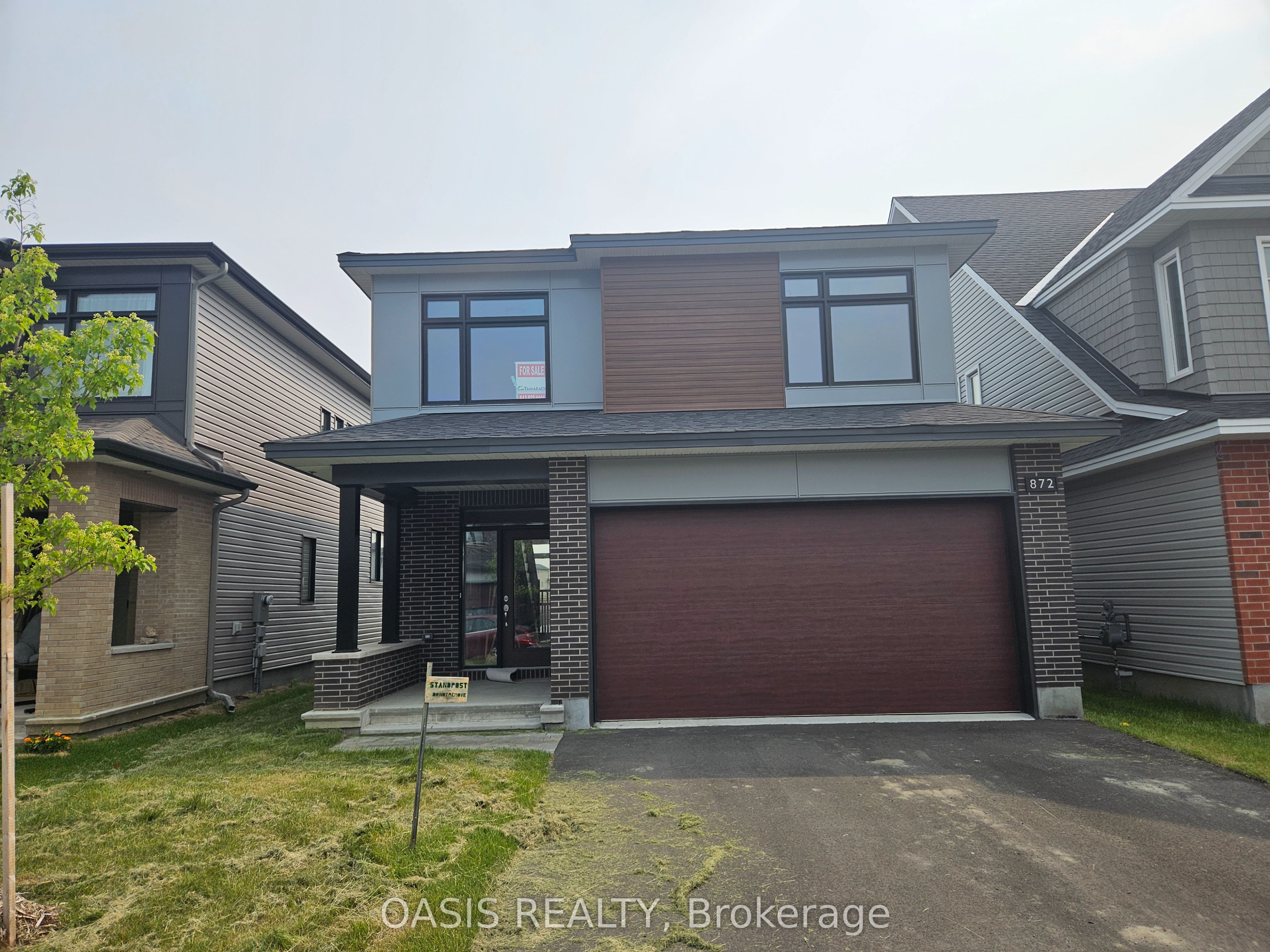 872 Snowdrop Crescent Property Photo 1
