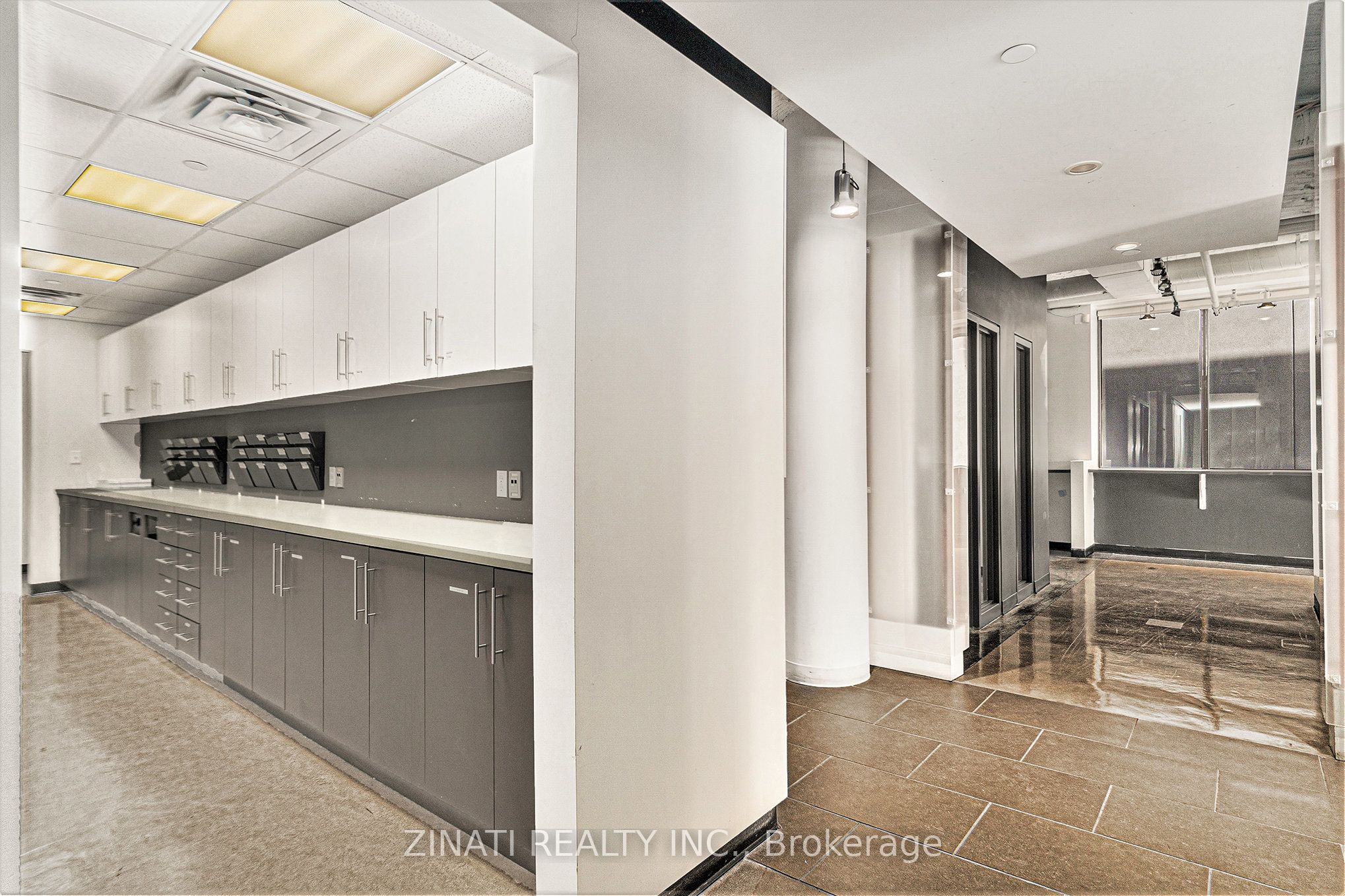 #1 - 205 Catherine Street Property Photo 13
