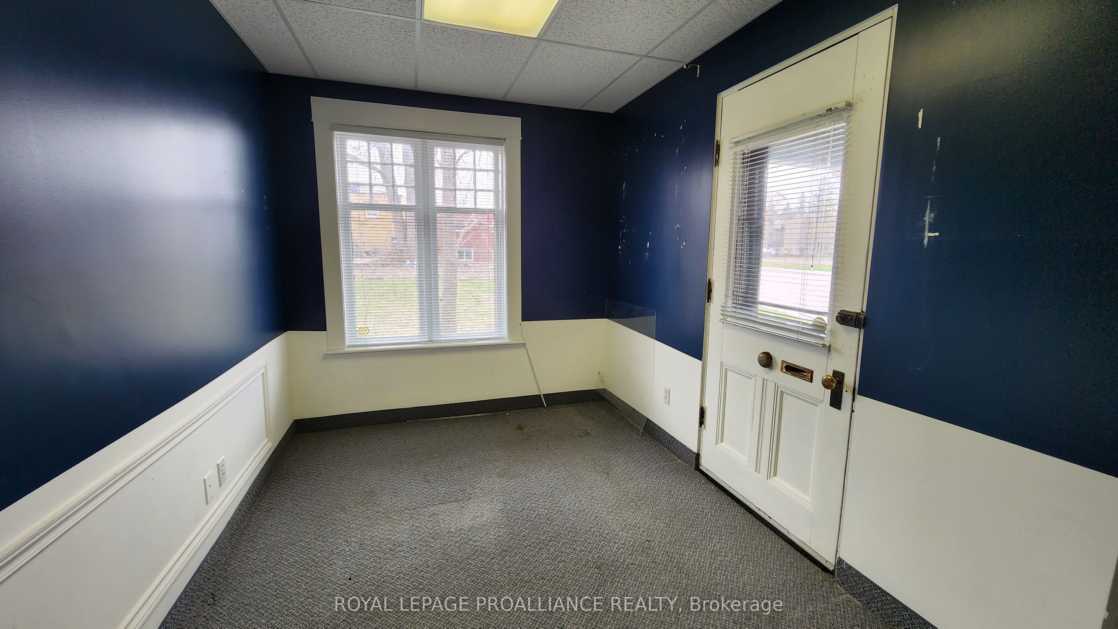 135 Dundas Street Property Photo 8
