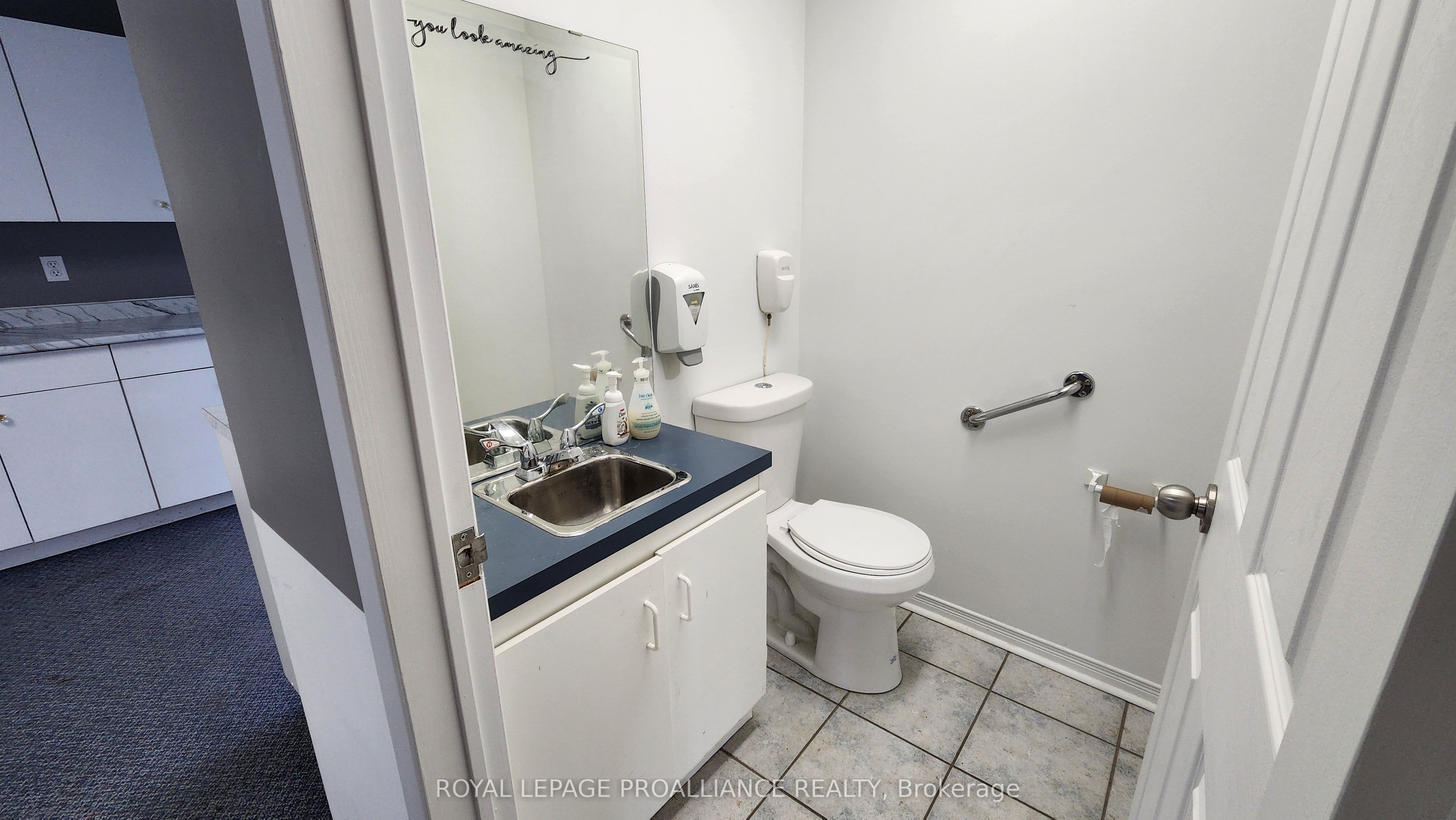 135 Dundas Street Property Photo 11