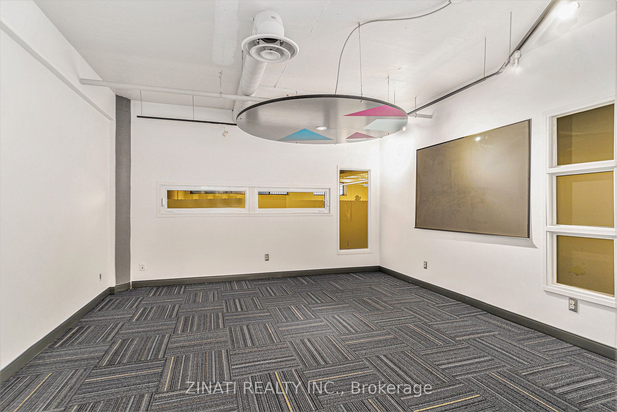 #ll - 205 Catherine Street Property Photo 11