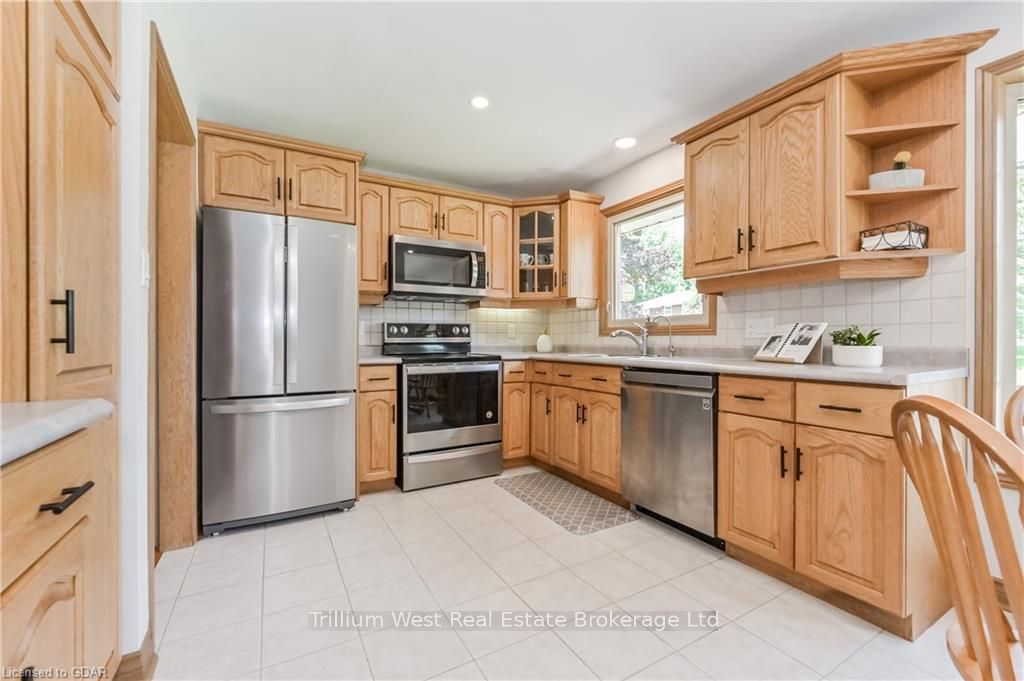 540 Princess Ann Street Property Photo 7