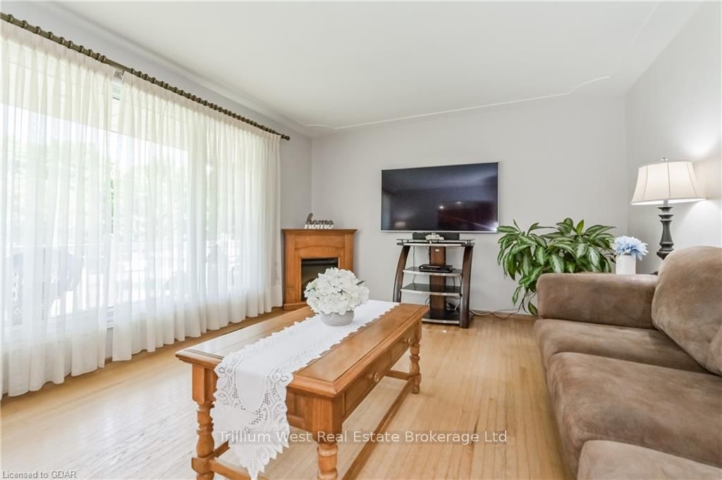 540 Princess Ann Street Property Photo 10