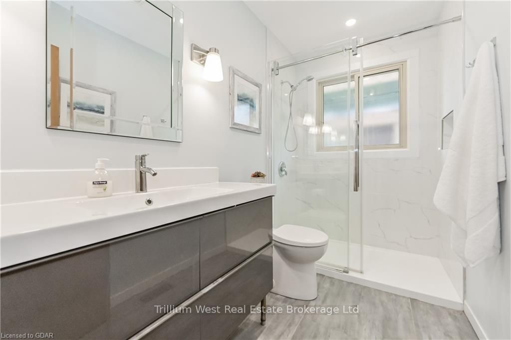 540 Princess Ann Street Property Photo 15