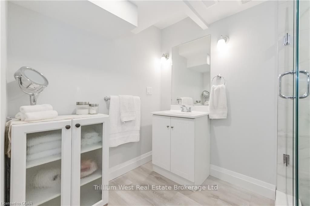 540 Princess Ann Street Property Photo 24