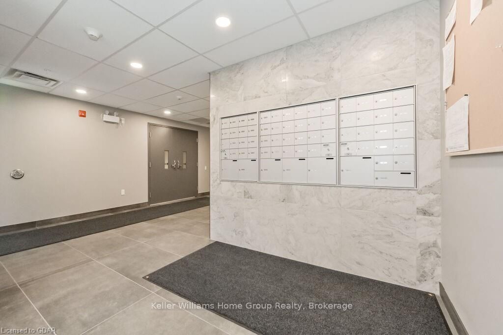 #302 - 99b Farley Road Property Photo 8