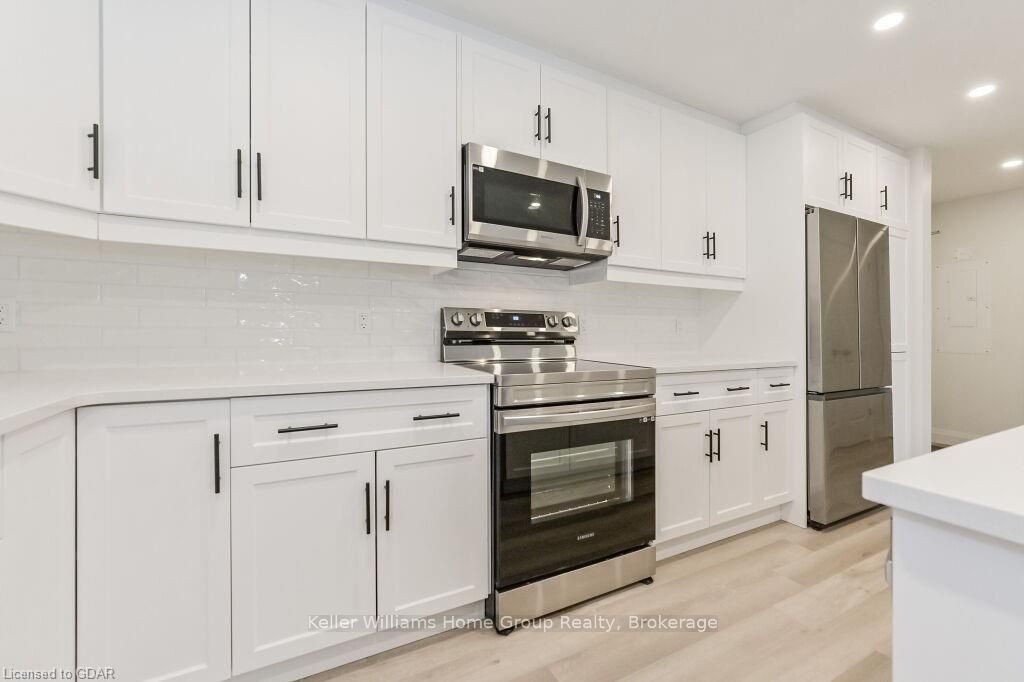 #302 - 99b Farley Road Property Photo 18