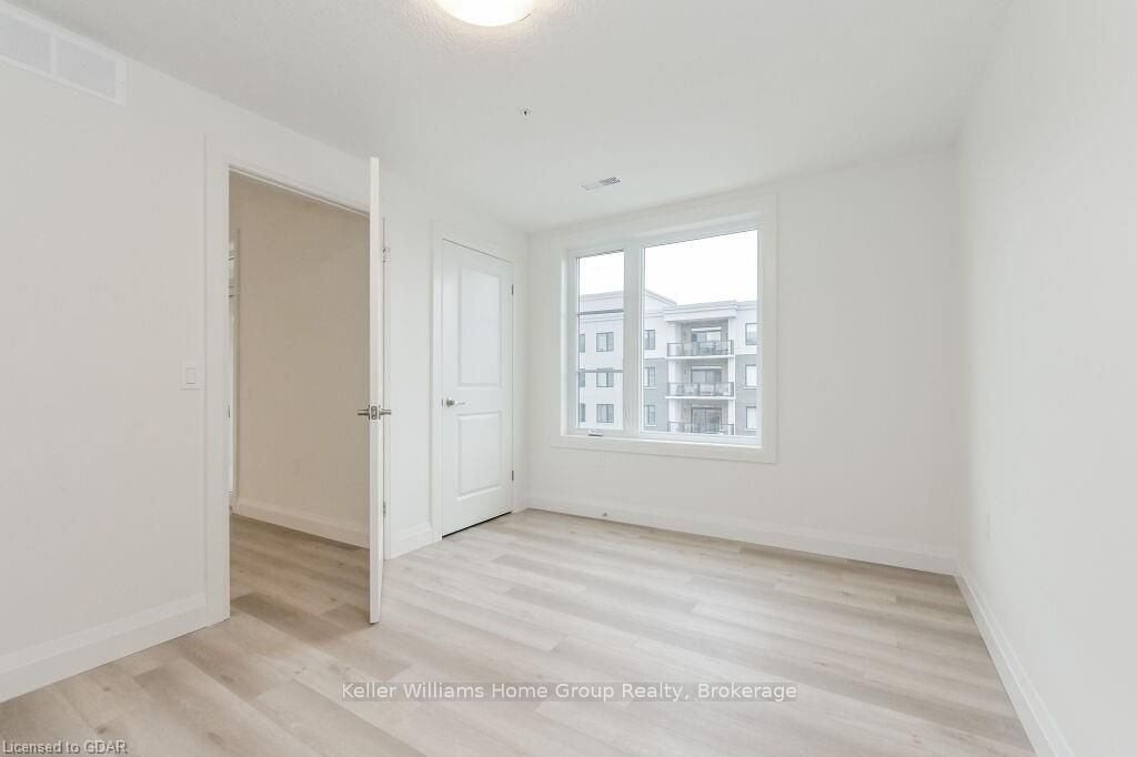 #302 - 99b Farley Road Property Photo 23