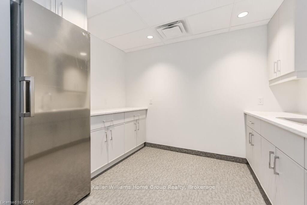 #302 - 99b Farley Road Property Photo 39