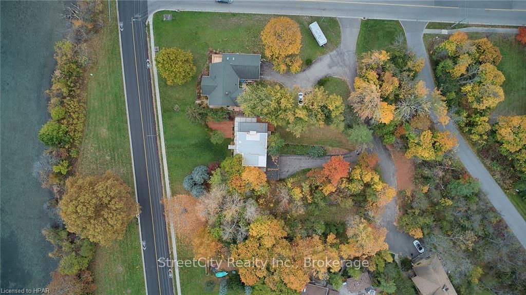 379 Niagara Boulevard Property Photo 36