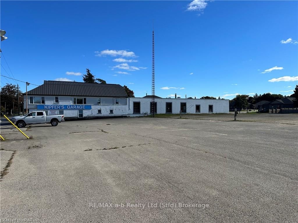 15 Mill Street Property Photo 3