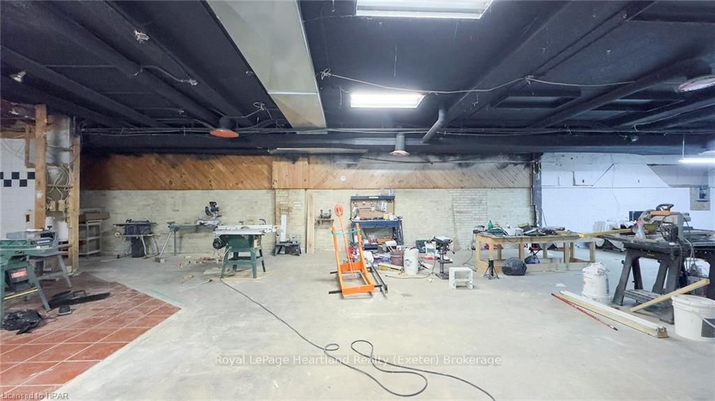 414-420 Main St S Property Photo 31
