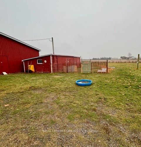 4195 John Street Property Photo 2