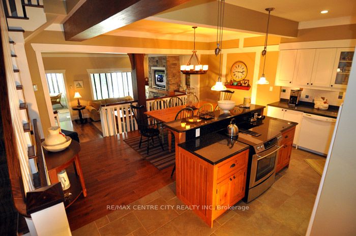 1020 Birch Glen Road Villa16 Property Photo 8