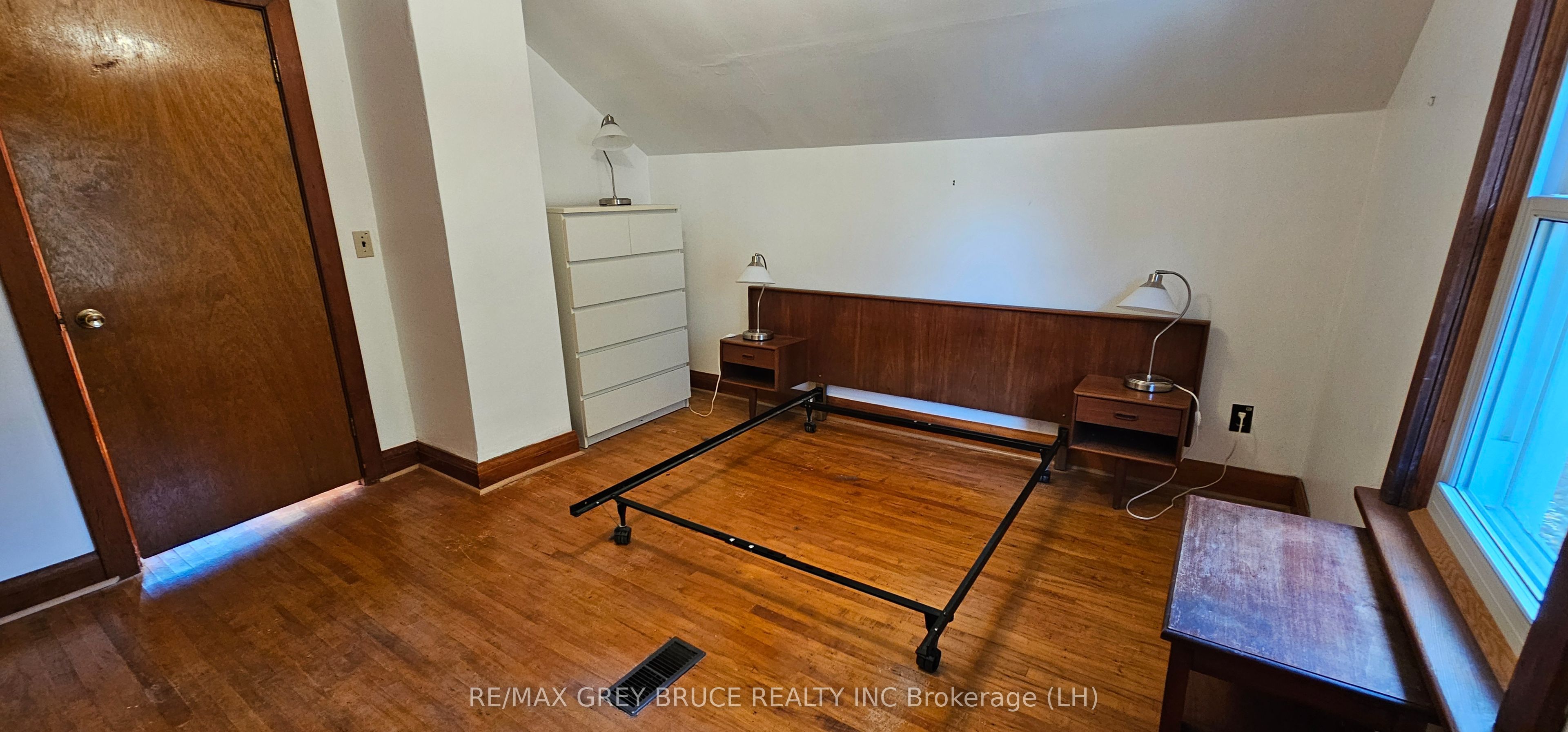 4 Alexander Street Property Photo 12