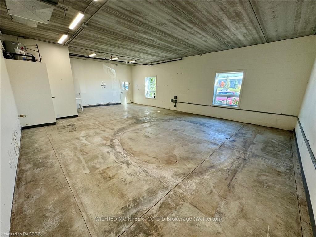 #2 - 15 Ontario Road Property Photo 3