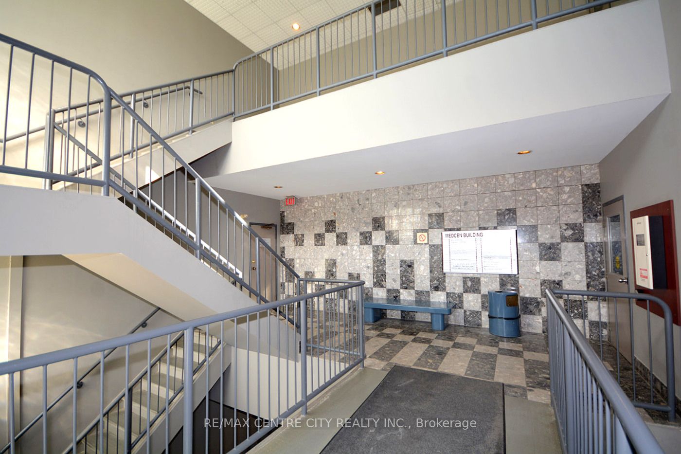 #d50 - 339 Wellington Road Property Photo 4