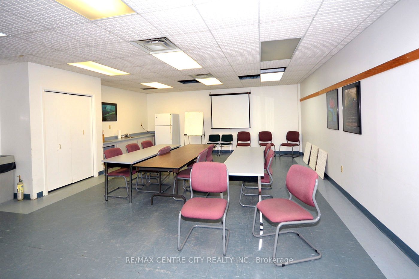 #d50 - 339 Wellington Road Property Photo 5