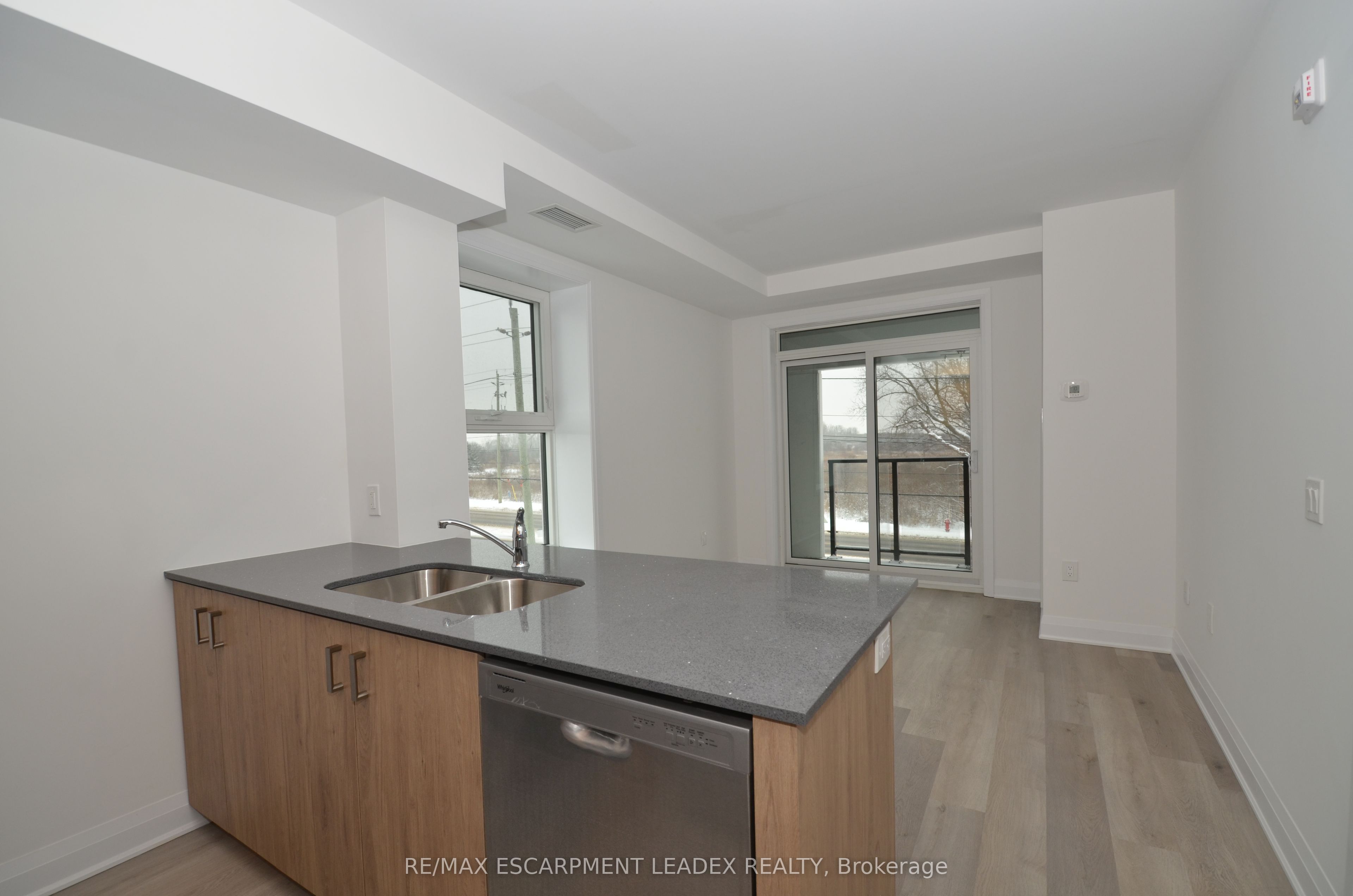 #205 - 1936 Rymal Road Property Photo 6