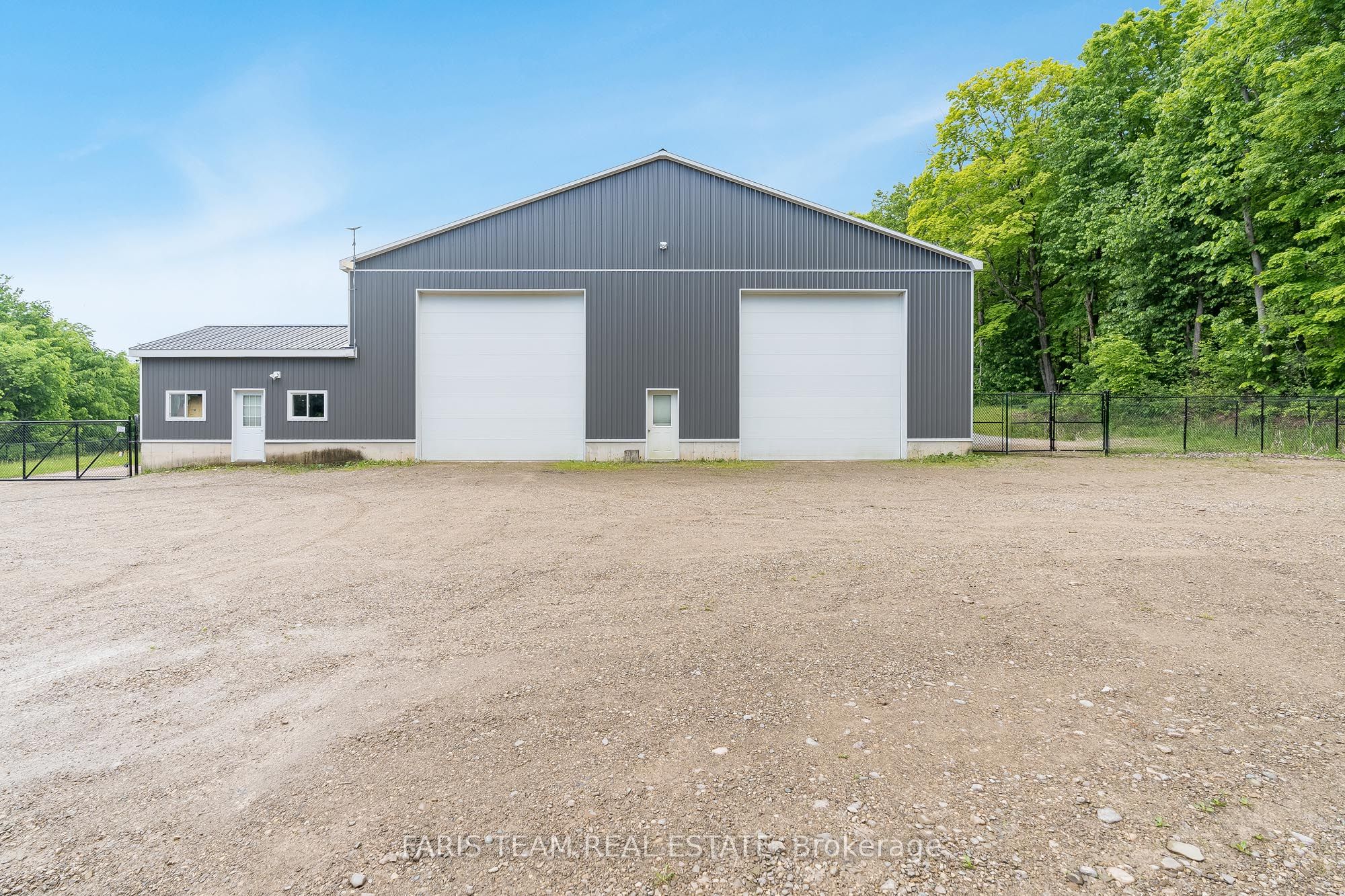 245350 Sideroad 22 Property Photo 4