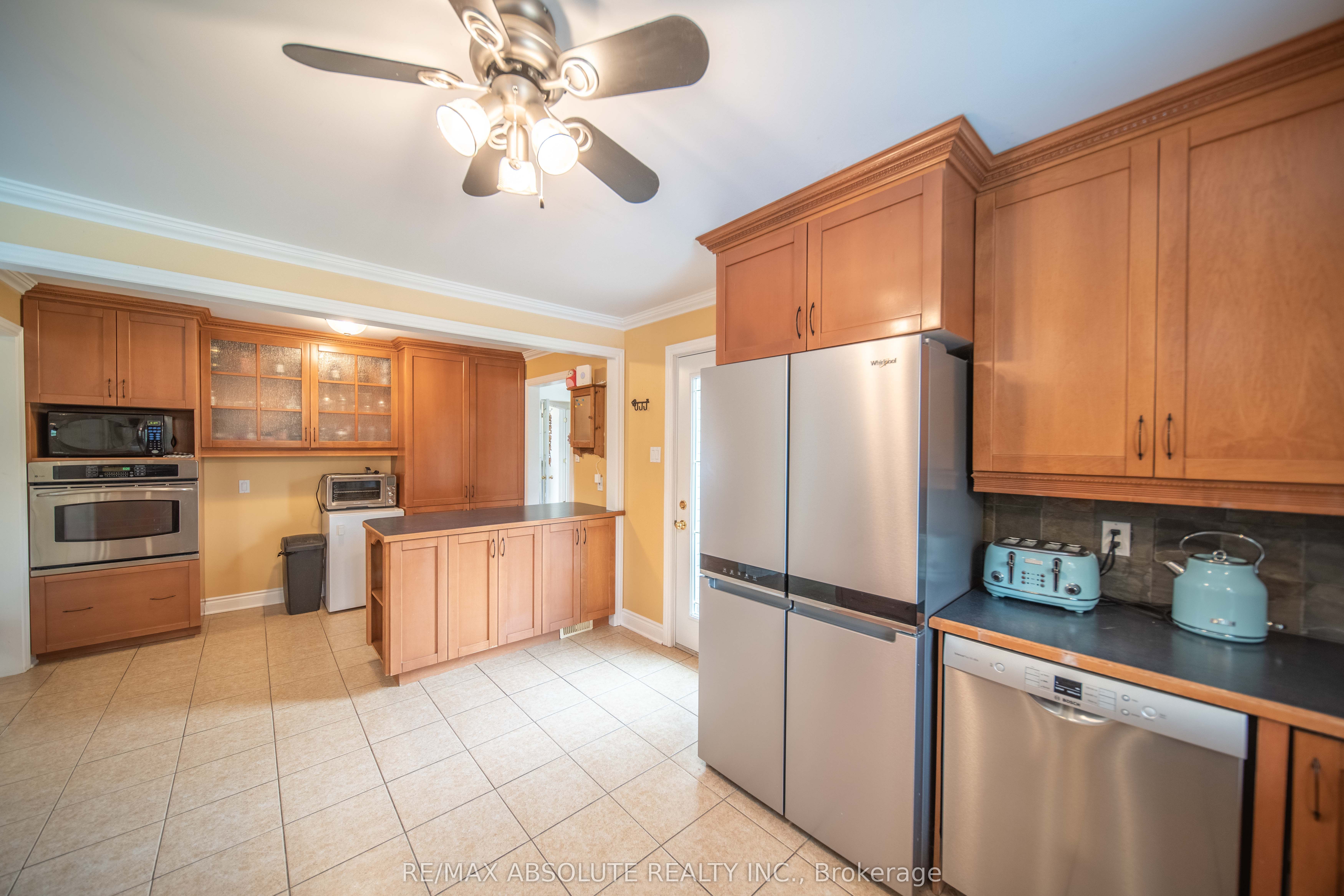 139 Felton Crescent Property Photo 9