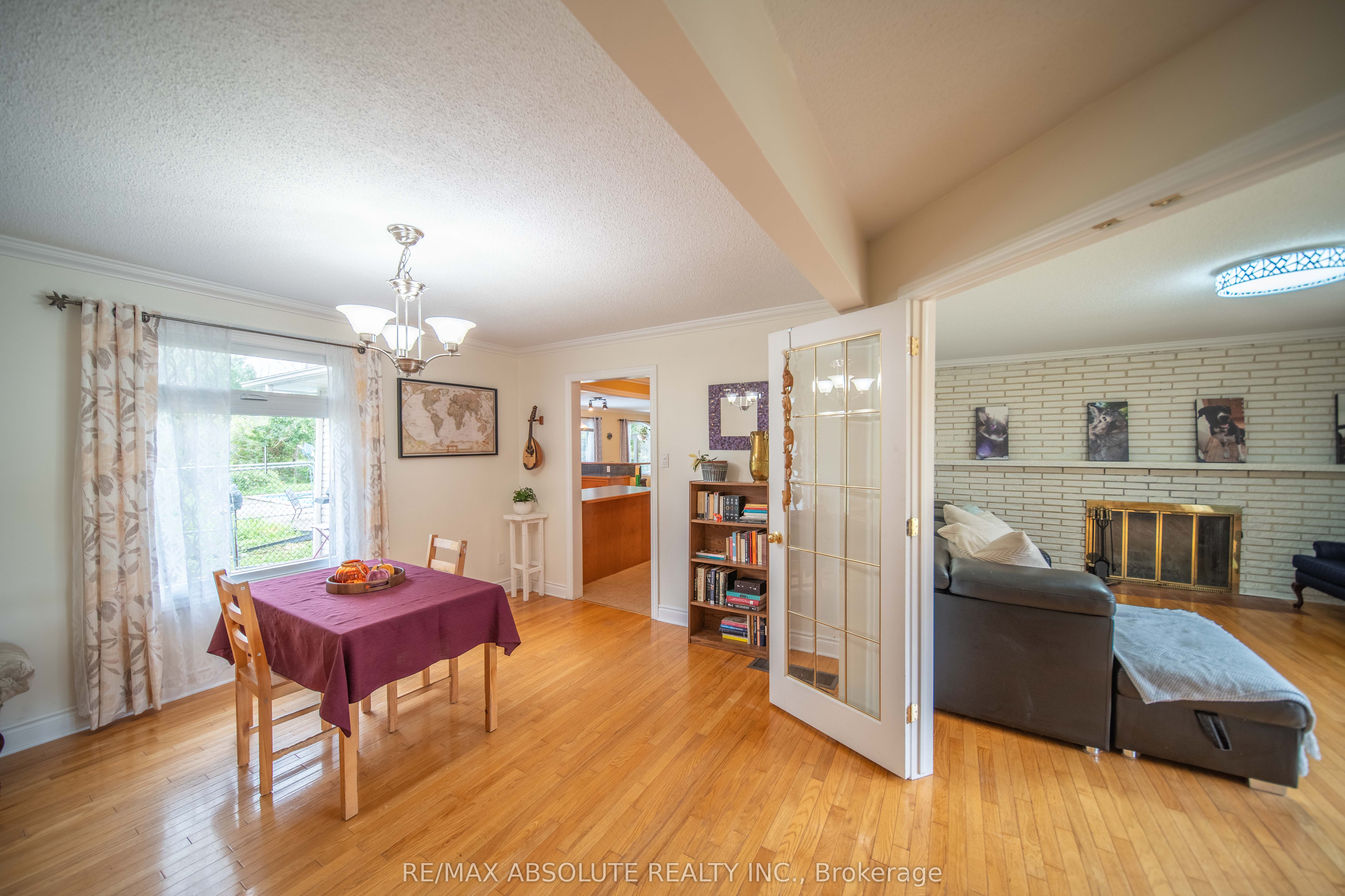 139 Felton Crescent Property Photo 14