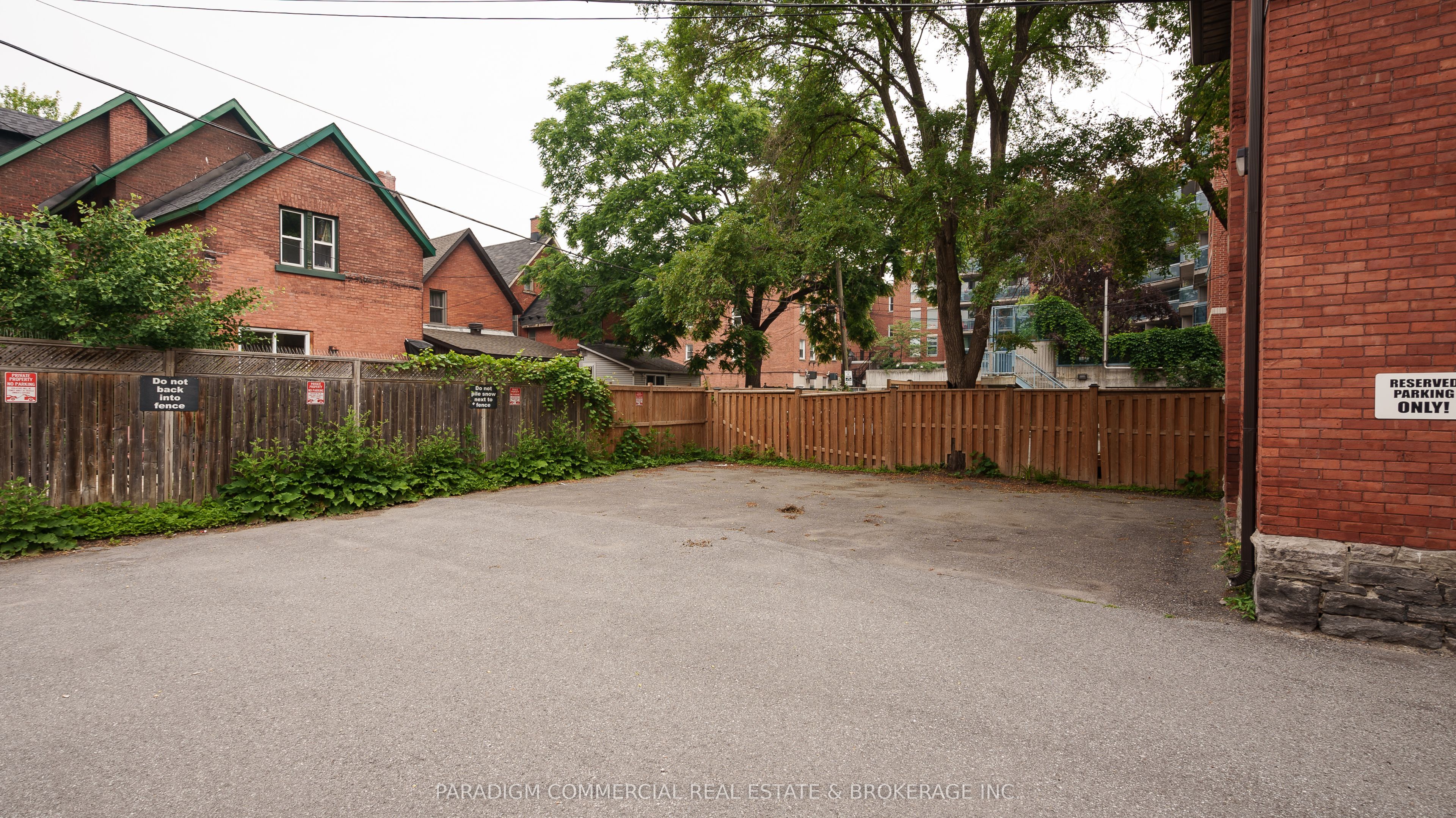 427 Gilmour Street Property Photo 27