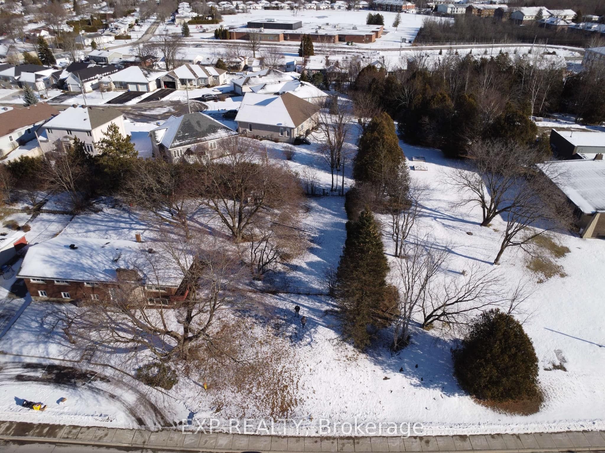 241a Brockville Street Property Photo