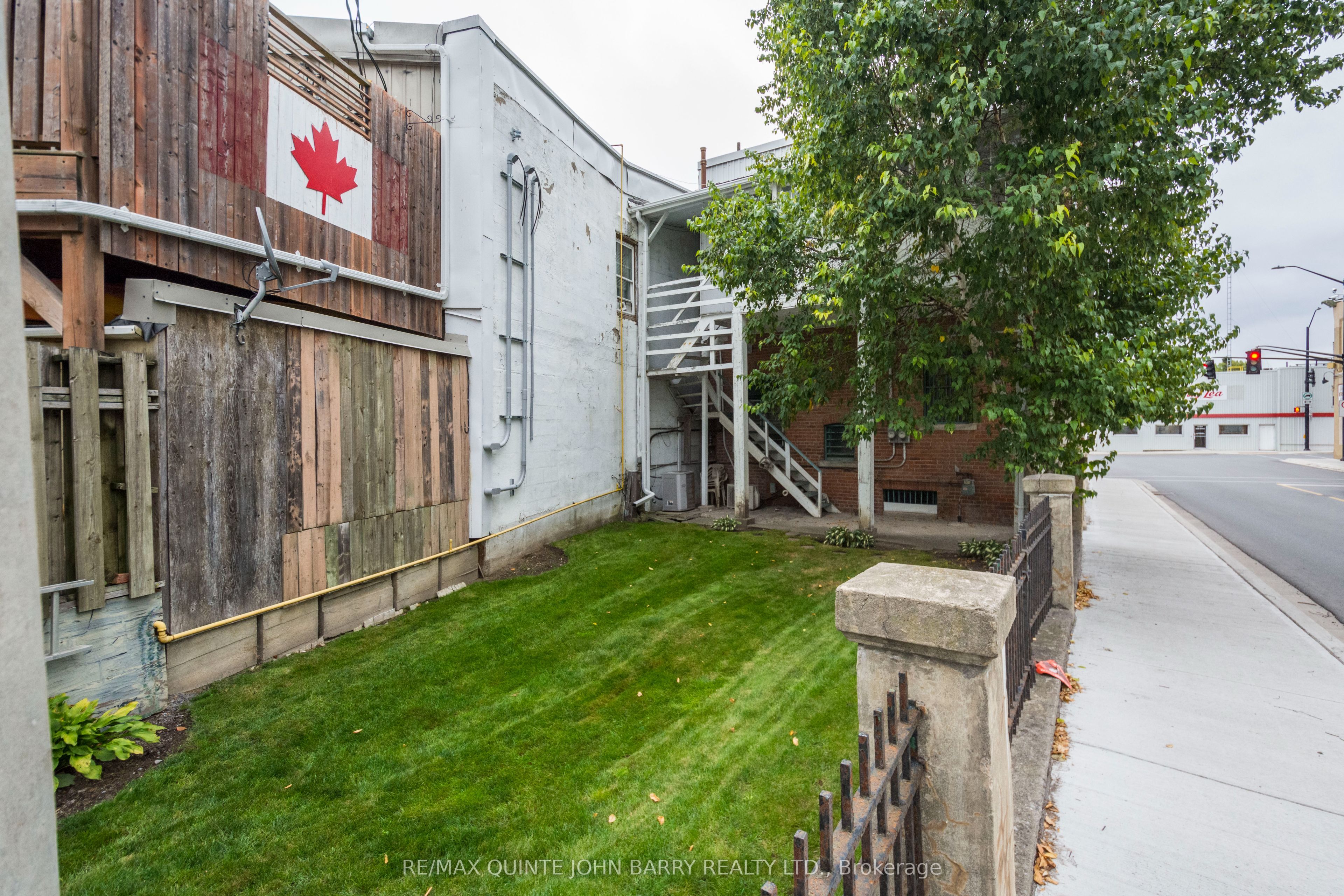 2 Mill Street Property Photo 4
