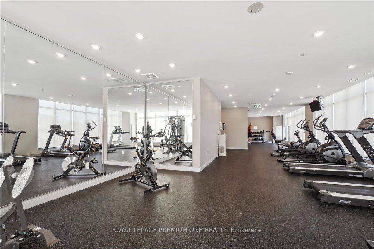 #301 - 150 Wellington Street Property Photo 28