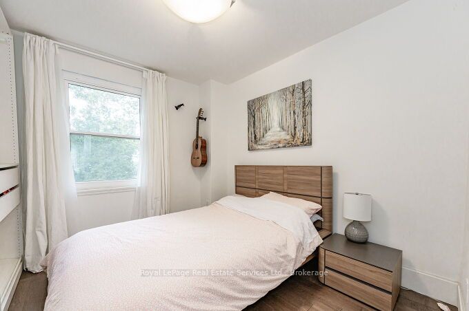 925 King Street Property Photo 15